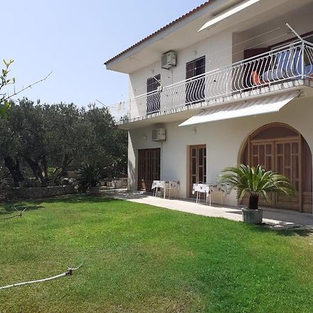 Ferienwohnung Apartman Vrisika Ll Makarska Exterior foto