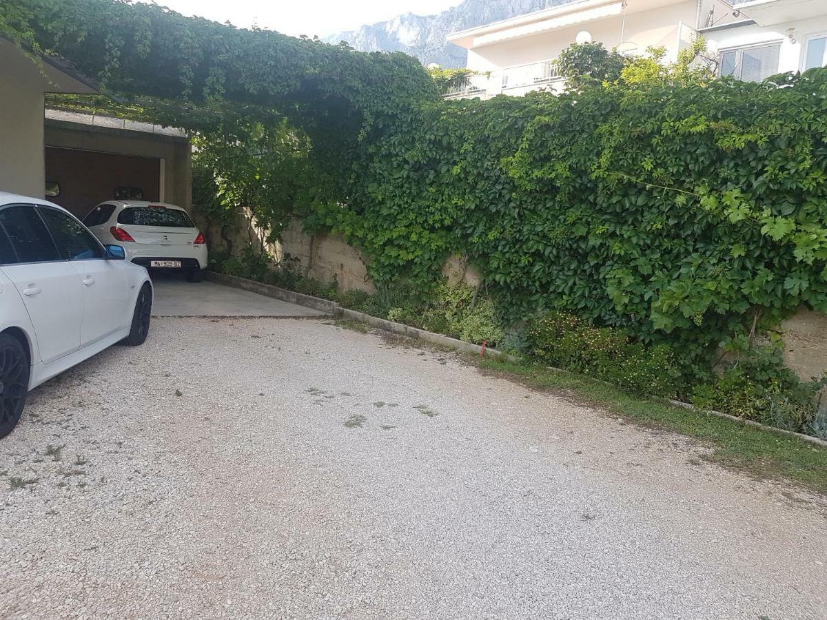 Ferienwohnung Apartman Vrisika Ll Makarska Exterior foto